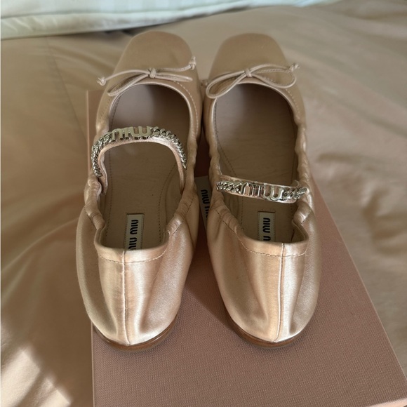 Miu Miu Silk Ballet Flats with Silver chain Size:38 - Picture 6 of 11